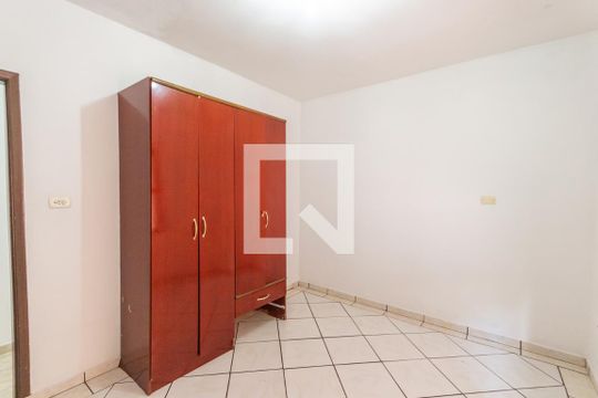 Quarto de casa para alugar com 2 quartos, 120m² em Vila Curuca, Santo André