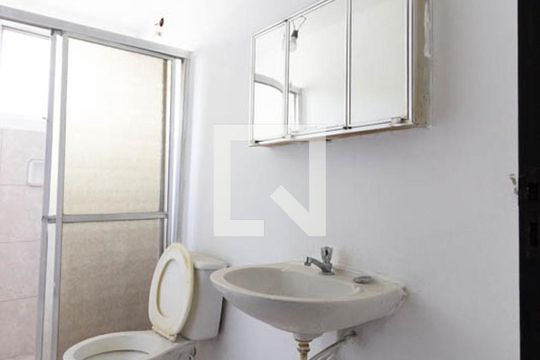 Banheiro de apartamento à venda com 2 quartos, 65m² em Barro Branco (zona Norte), São Paulo