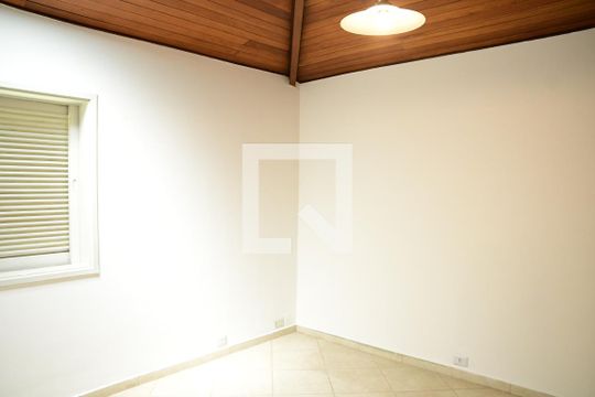 Quarto 1  de casa de condomínio para alugar com 4 quartos, 280m² em Granja Viana Ii, Cotia