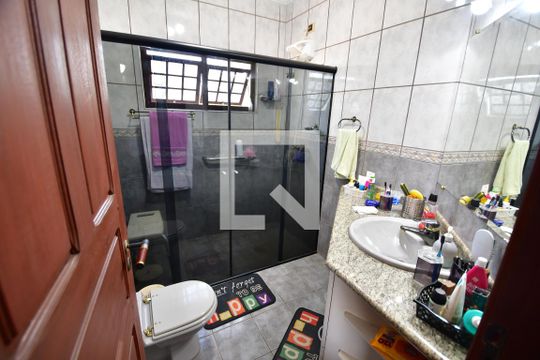 Banheiro 1 de casa à venda com 4 quartos, 340m² em Jardim do Sol, Campinas