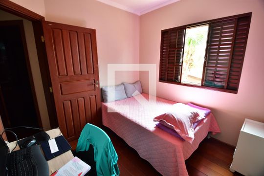 Quarto 1 de casa à venda com 4 quartos, 340m² em Jardim do Sol, Campinas