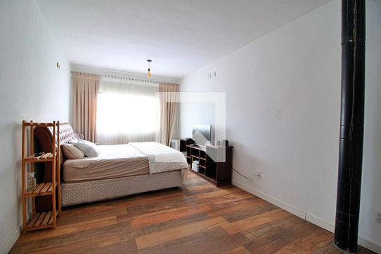 Suíte 1 de casa à venda com 3 quartos, 240m² em Santa Teresinha, Santo André