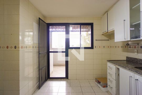 Cozinha de apartamento para alugar com 2 quartos, 120m² em Recreio dos Bandeirantes, Rio de Janeiro