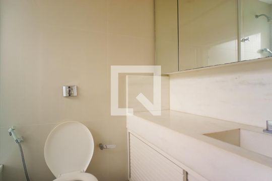 Banheiro da Suíte de apartamento para alugar com 2 quartos, 120m² em Recreio dos Bandeirantes, Rio de Janeiro