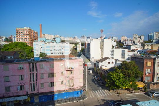 Quarto 2_Vista  de apartamento para alugar com 2 quartos, 68m² em Floresta, Porto Alegre