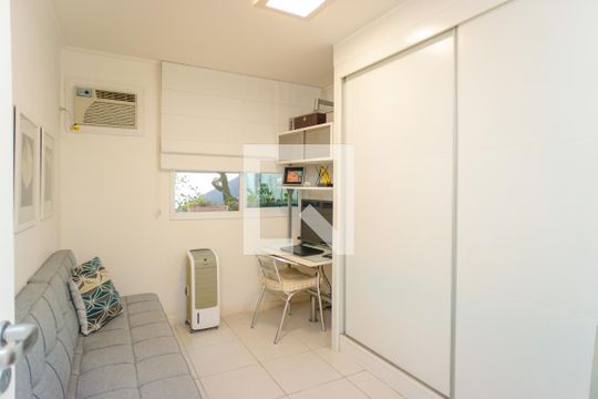 Quarto de casa de condomínio à venda com 6 quartos, 320m² em Recreio dos Bandeirantes, Rio de Janeiro