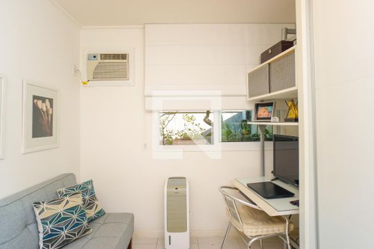 Quarto de casa de condomínio à venda com 6 quartos, 320m² em Recreio dos Bandeirantes, Rio de Janeiro