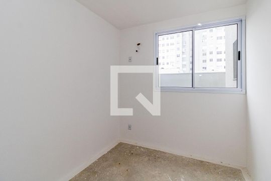 Quarto de apartamento à venda com 1 quarto, 64m² em Protásio Alves, Porto Alegre