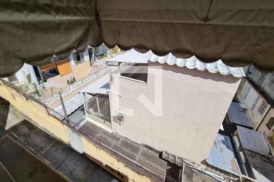 Sala vista de apartamento para alugar com 2 quartos, 50m² em Lins de Vasconcelos, Rio de Janeiro