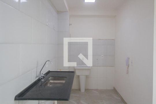 Cozinha de apartamento à venda com 2 quartos, 34m² em Santo Amaro, São Paulo