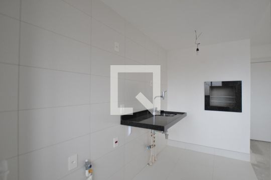 Cozinha de apartamento à venda com 2 quartos, 58m² em Azenha, Porto Alegre