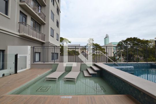 Área comum - Piscina de apartamento à venda com 2 quartos, 58m² em Azenha, Porto Alegre