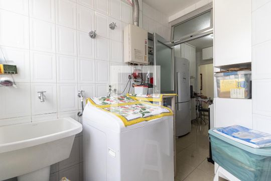 Lavanderia de apartamento à venda com 3 quartos, 73m² em Vila Gumercindo, São Paulo