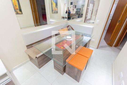 Mesa de apartamento à venda com 2 quartos, 60m² em Vila Sao Pedro, Santo André