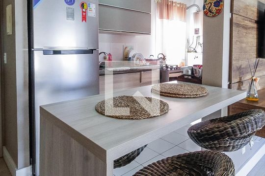Cozinha de apartamento à venda com 3 quartos, 67m² em Humaitá, Porto Alegre