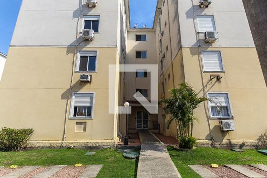 Fachada de apartamento à venda com 3 quartos, 67m² em Humaitá, Porto Alegre