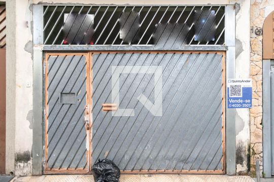 Fachada de casa à venda com 2 quartos, 90m² em Vila Bandeirantes, São Paulo