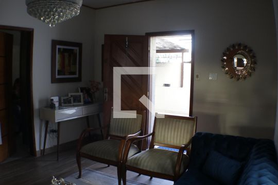 Sala de casa à venda com 4 quartos, 300m² em Taquara, Rio de Janeiro