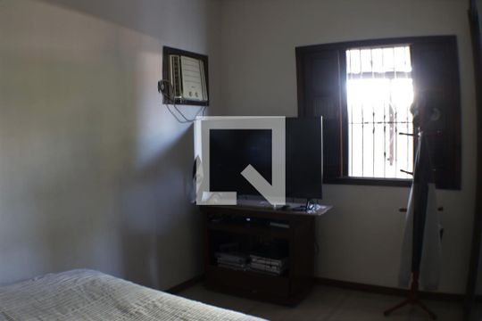 Quarto 1 de casa à venda com 4 quartos, 300m² em Taquara, Rio de Janeiro