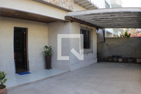 Quintal de casa à venda com 4 quartos, 300m² em Taquara, Rio de Janeiro