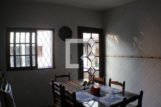 Cozinha de casa à venda com 4 quartos, 300m² em Taquara, Rio de Janeiro