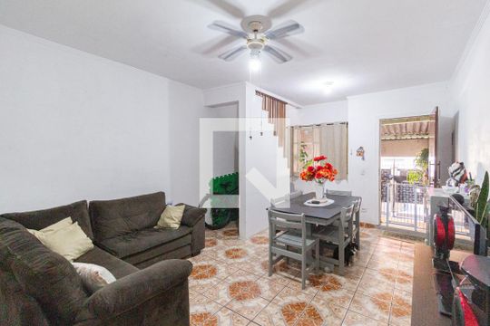 Sala de casa para alugar com 3 quartos, 110m² em Conceição, Osasco