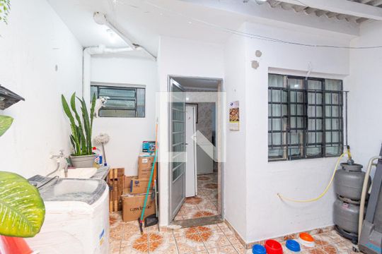 Área de serviço de casa à venda com 3 quartos, 110m² em Conceição, Osasco