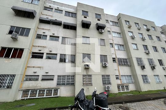 Fachada de apartamento à venda com 2 quartos, 46m² em Engenho de Dentro, Rio de Janeiro