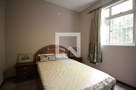 Quarto de apartamento à venda com 3 quartos, 165m² em Santa Amélia, Belo Horizonte