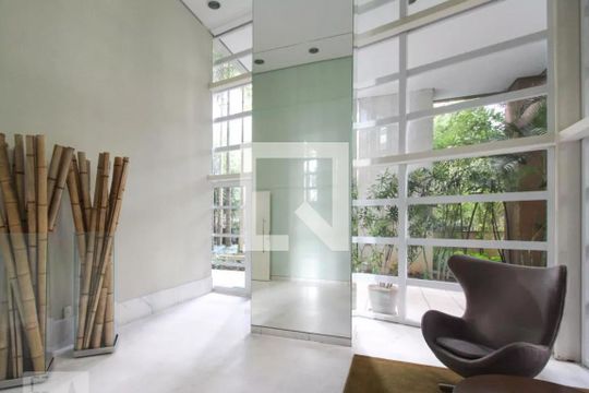 Área comum de apartamento para alugar com 3 quartos, 139m² em Vila Olímpia, São Paulo