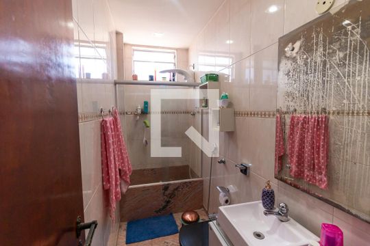 Banheiro da Suíte de apartamento à venda com 3 quartos, 226m² em Penha Circular, Rio de Janeiro
