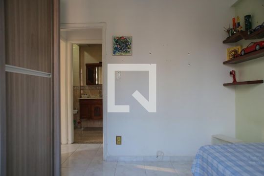 Quarto de apartamento para alugar com 2 quartos, 80m² em Boqueirão, Santos