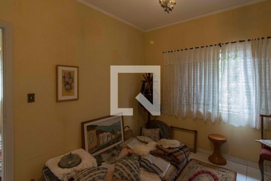 Quarto 1 de casa à venda com 3 quartos, 350m² em Vila Pereira Cerca, São Paulo