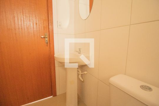 Banheiro de kitnet/studio para alugar com 1 quarto, 60m² em Campestre , São Leopoldo