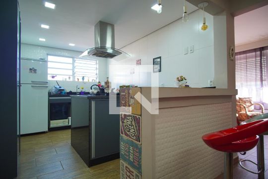 cozinha  de casa à venda com 2 quartos, 160m² em Sarandi, Porto Alegre