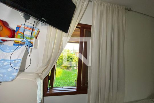 Janela do Quarto 1 de casa para alugar com 3 quartos, 120m² em Feitoria, São Leopoldo