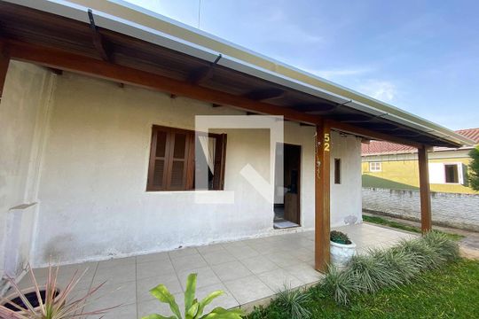 Área Externa de casa para alugar com 3 quartos, 120m² em Feitoria, São Leopoldo