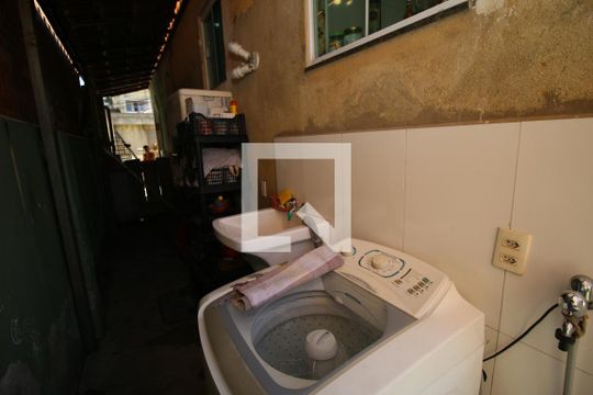 Área de Serviço de casa à venda com 2 quartos, 327m² em Braz de Pina, Rio de Janeiro