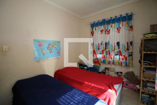 Quarto 1 de casa à venda com 2 quartos, 327m² em Braz de Pina, Rio de Janeiro