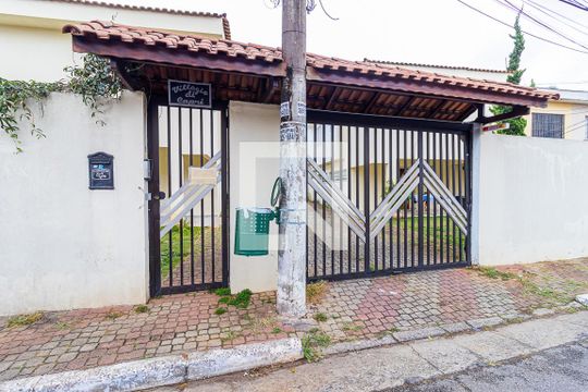 Fachada de casa de condomínio à venda com 3 quartos, 145m² em Água Funda, São Paulo