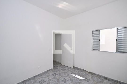 Quarto 2 de casa para alugar com 2 quartos, 53m² em Jardim Taboao, São Paulo