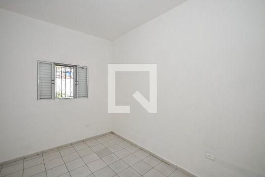Quarto 1 de casa para alugar com 2 quartos, 53m² em Jardim Taboao, São Paulo