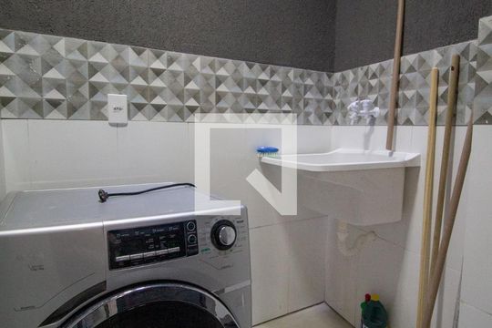 Cozinha e Área de Serviço de casa de condomínio para alugar com 2 quartos, 84m² em Vargem Grande, Rio de Janeiro