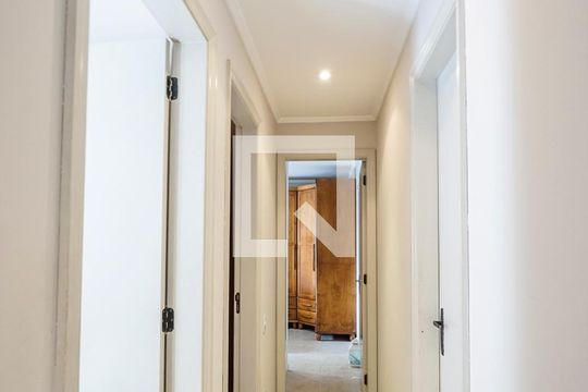 Corredor dos quartos de apartamento à venda com 3 quartos, 97m² em Tatuapé, São Paulo