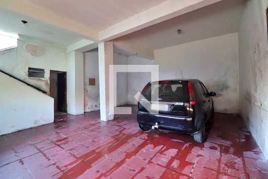 Garagem casa 1 de casa à venda com 3 quartos, 340m² em Vila Curuçá, Santo André