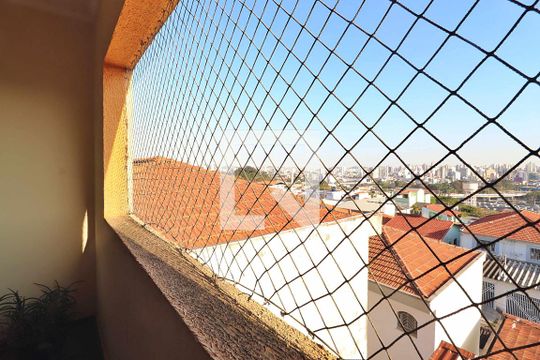 Casa 2 - Sacada do Quarto 1 de casa à venda com 3 quartos, 340m² em Vila Curuçá, Santo André