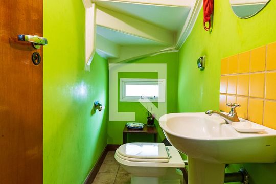 Lavabo de casa para alugar com 5 quartos, 400m² em Jabaquara, São Paulo