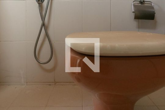 Banheiro da Suíte de apartamento para alugar com 3 quartos, 100m² em União, Belo Horizonte