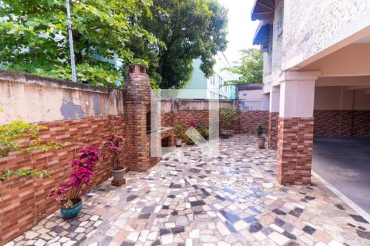Área comum - Churrasqueira de apartamento para alugar com 1 quarto, 60m² em Irajá, Rio de Janeiro