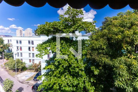 Vista do Quarto de apartamento para alugar com 1 quarto, 60m² em Irajá, Rio de Janeiro